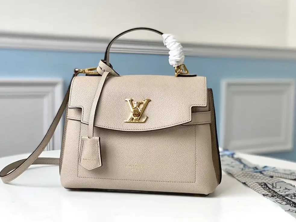 MM VUITTON LOCKME LOUIS EVER BB 0527